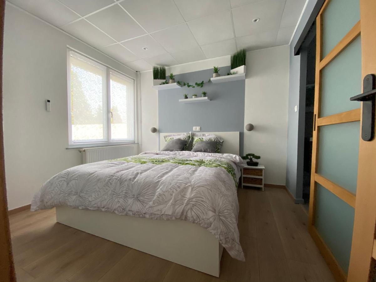 Logements Equipes A Onnaing Avec Espace Balneo En Option Proche Toyota, Autoroute Et Valenciennes Exterior foto
