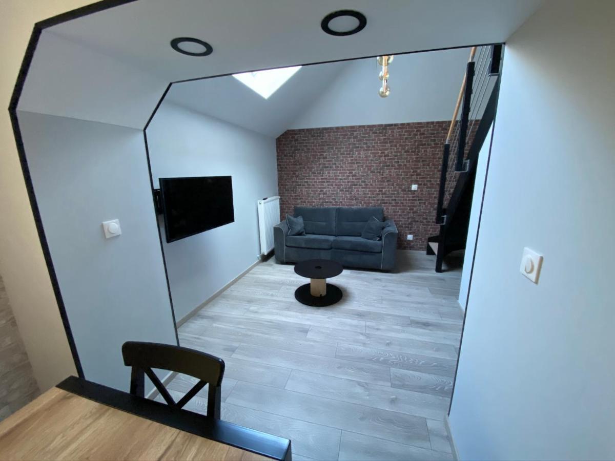 Logements Equipes A Onnaing Avec Espace Balneo En Option Proche Toyota, Autoroute Et Valenciennes Exterior foto